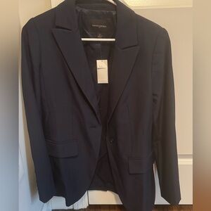 Banana Republic Women’s Blazer size 2 Navy - never worn, tags on